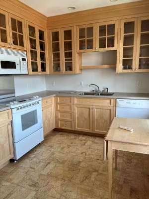 1572Mass59kitchen.jpg