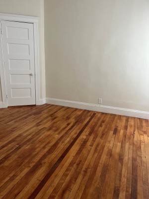 1617MassAve23bedroom.jpg