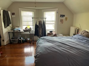 42LowdenAve2bedroom1.jpg