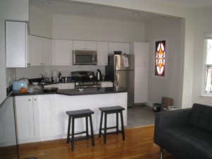 88Hancock2livingtokitchen.jpg